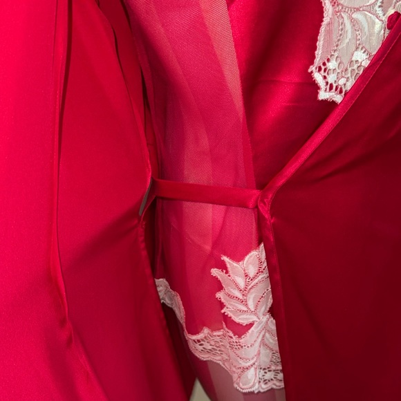 Victoria’s Secret Vintage Red Pure 100% Silk Lingerie Robe Kimono Duster - Picture 5 of 7